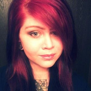 Meet your Posher, Mallory